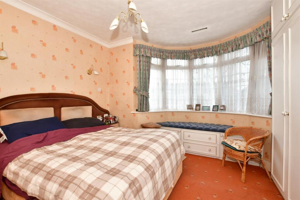 Main bedroom
